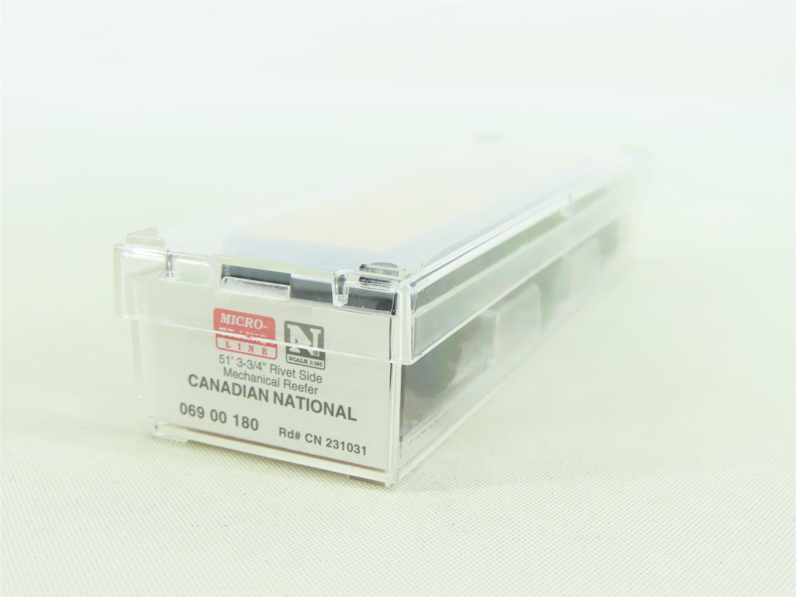 N Scale Micro-Trains MTL #06900180 CN Canadian National Mechanical Reefer 231031