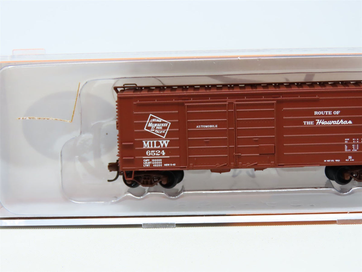 N Scale Fox Valley Models #FVM 9011-2 CMStP&amp;P MILW Hiawatha Box Car #6524