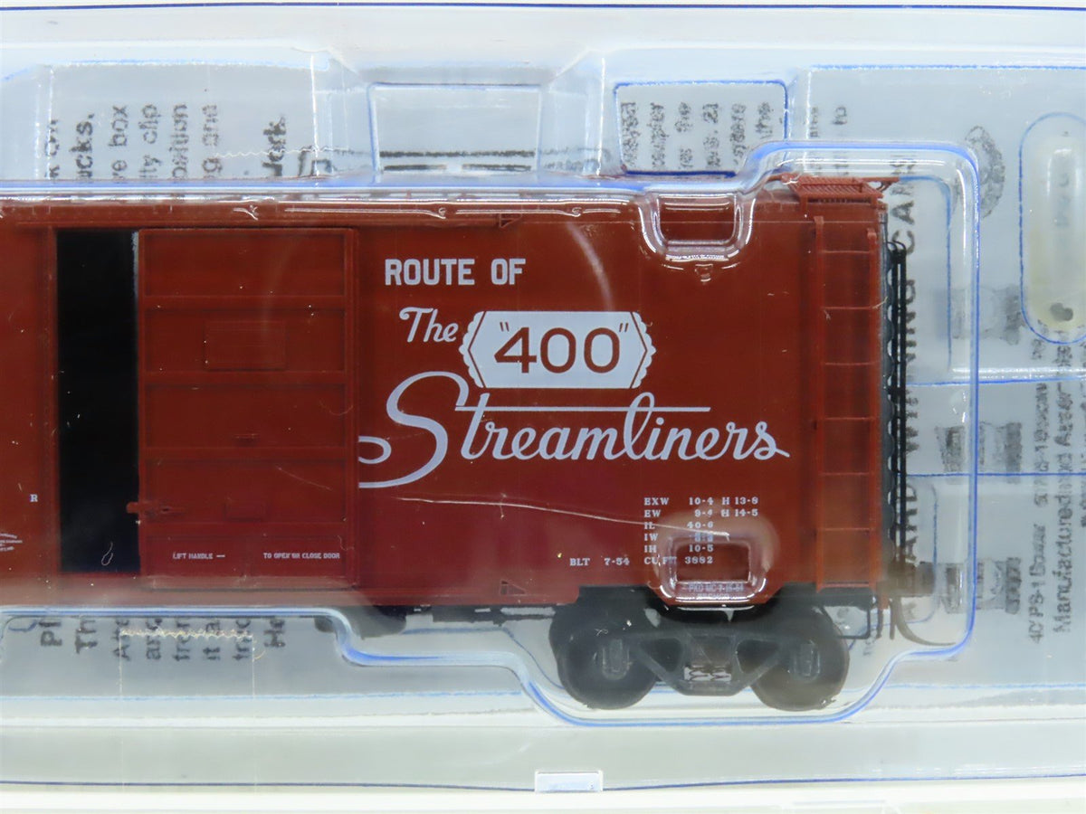 HO Scale Kadee 4510 CNW Chicago &amp; Northwestern &quot;Route Of The 400&quot; Box Car #6592