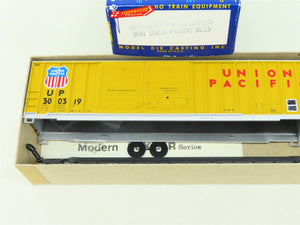 HO Scale Roundhouse Kit 3641 UP Union Pacific 50' Double Door Box Car #300319