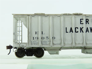 HO Bowser #56142 EL Erie Lackawanna 2-Bay Covered Hopper #19059 - Custom