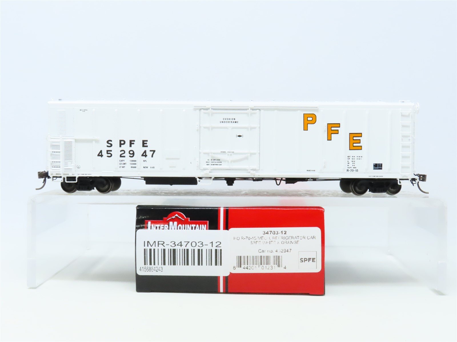 HO Scale InterMountain 34703-12 SPFE Pacific Fruit Express Mech Reefer #452947
