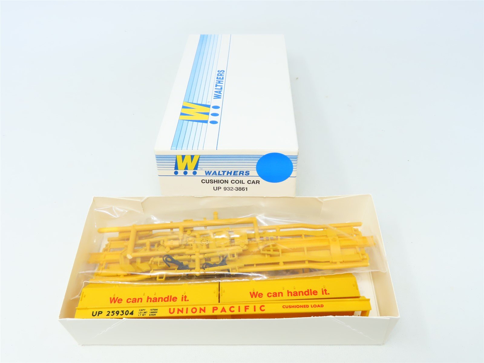 HO Walthers Kit 932-3861 UP Union Pacific "We Can Handle It" Coil Car #259304