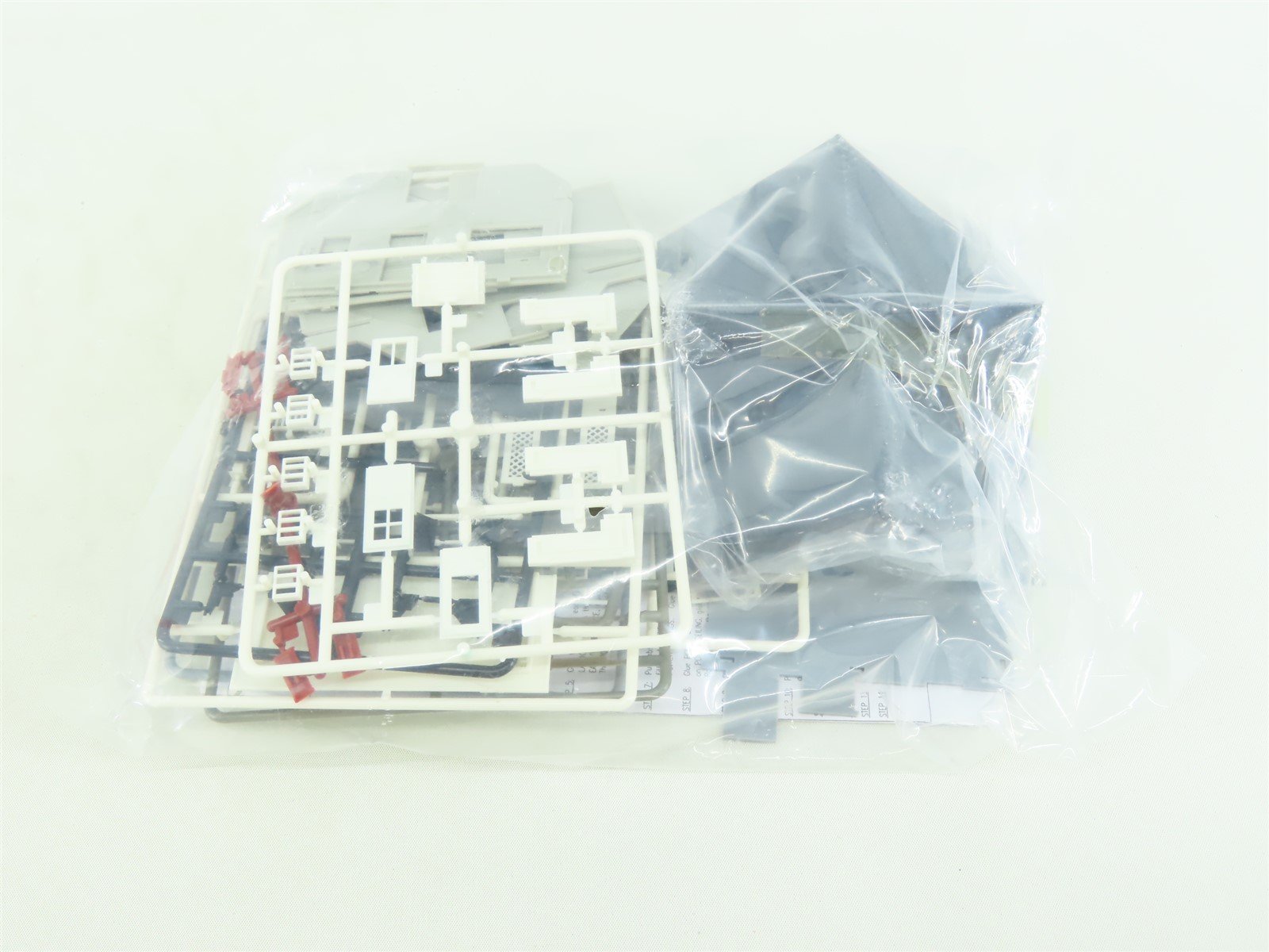 HO Scale Atlas Lovely Ladies Home Series Kit #713 Kim's Classic American Home