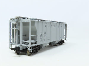 HO Scale Atlas 1817 CRR Clinchfield Railroad 2-Bay Covered Hopper #60104