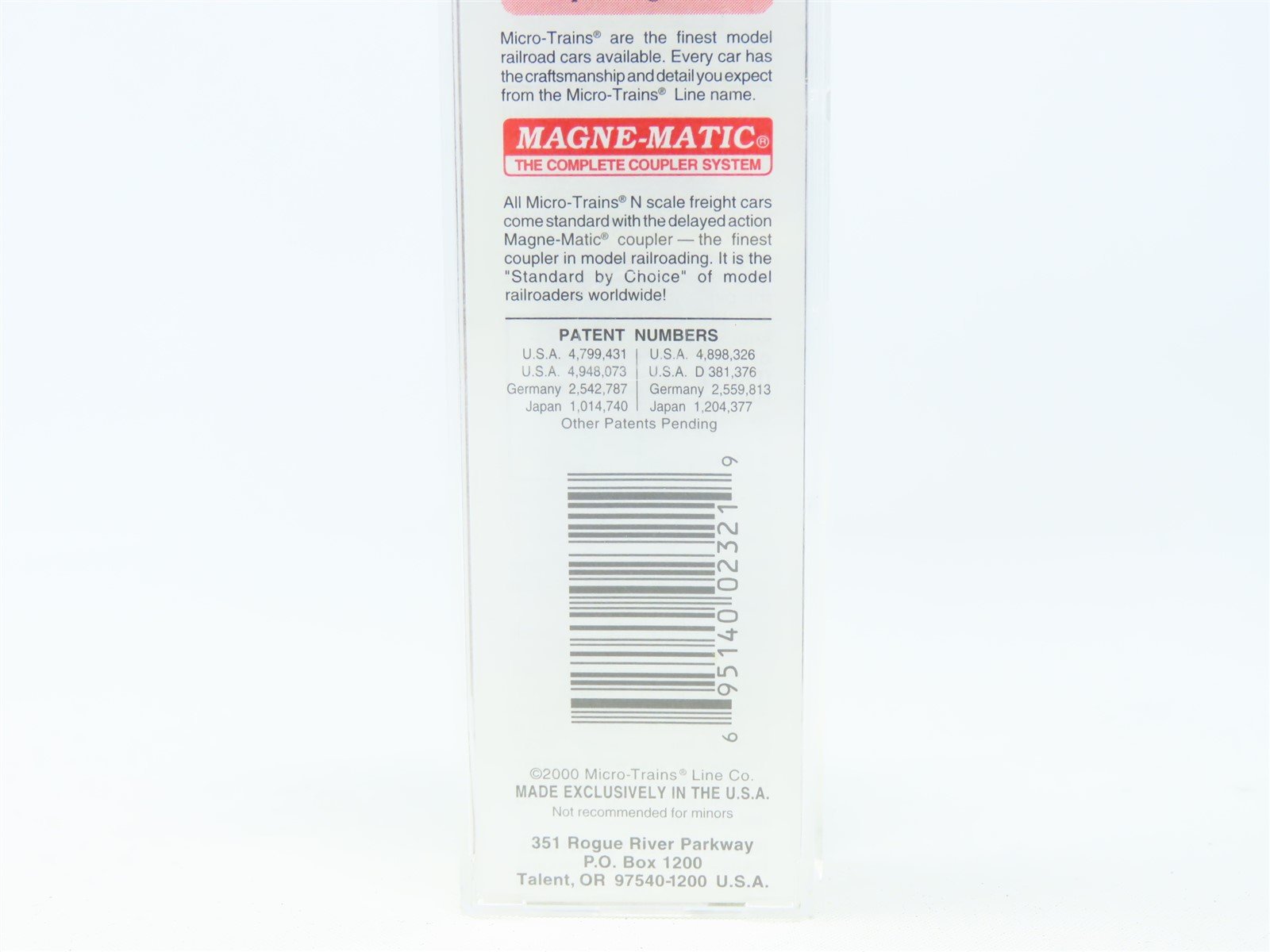 N Scale Micro-Trains MTL #28120 CP Canadian Pacific 40' Box Car #230100