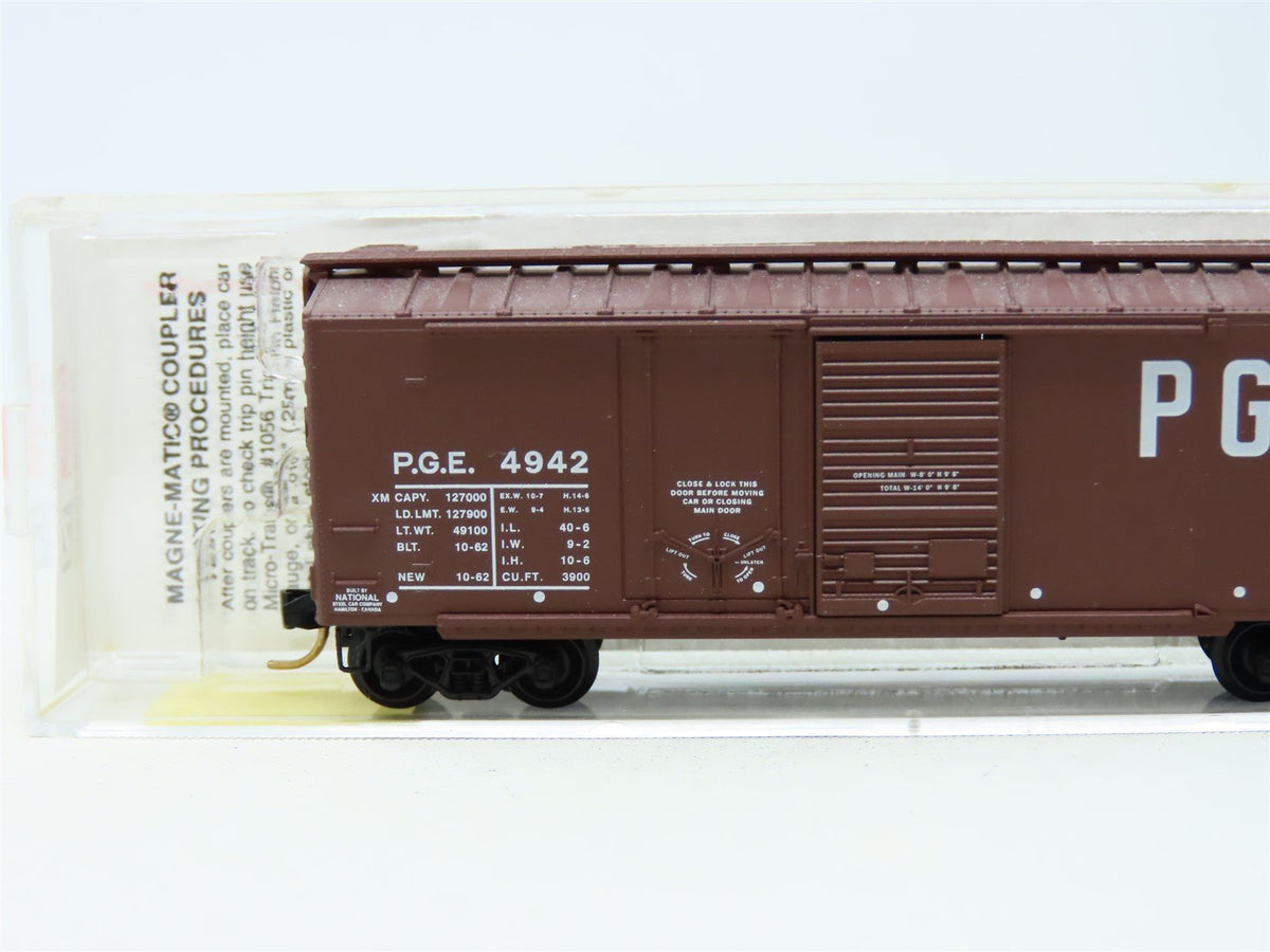 N Scale Micro-Trains MTL #22070 PGE Pacific Great Eastern 40&#39; Box Car #4942