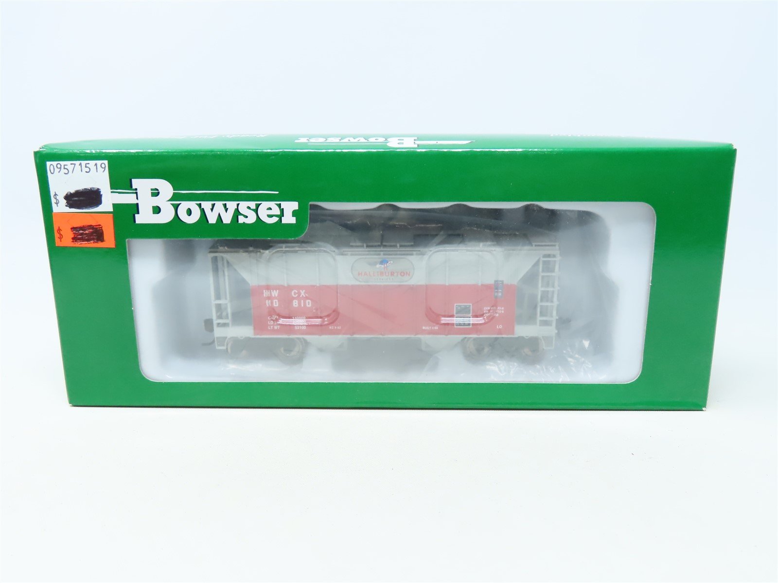 HO Scale Bowser #42227 HWCX Halliburton Services 2-Bay Covered Hopper #40810