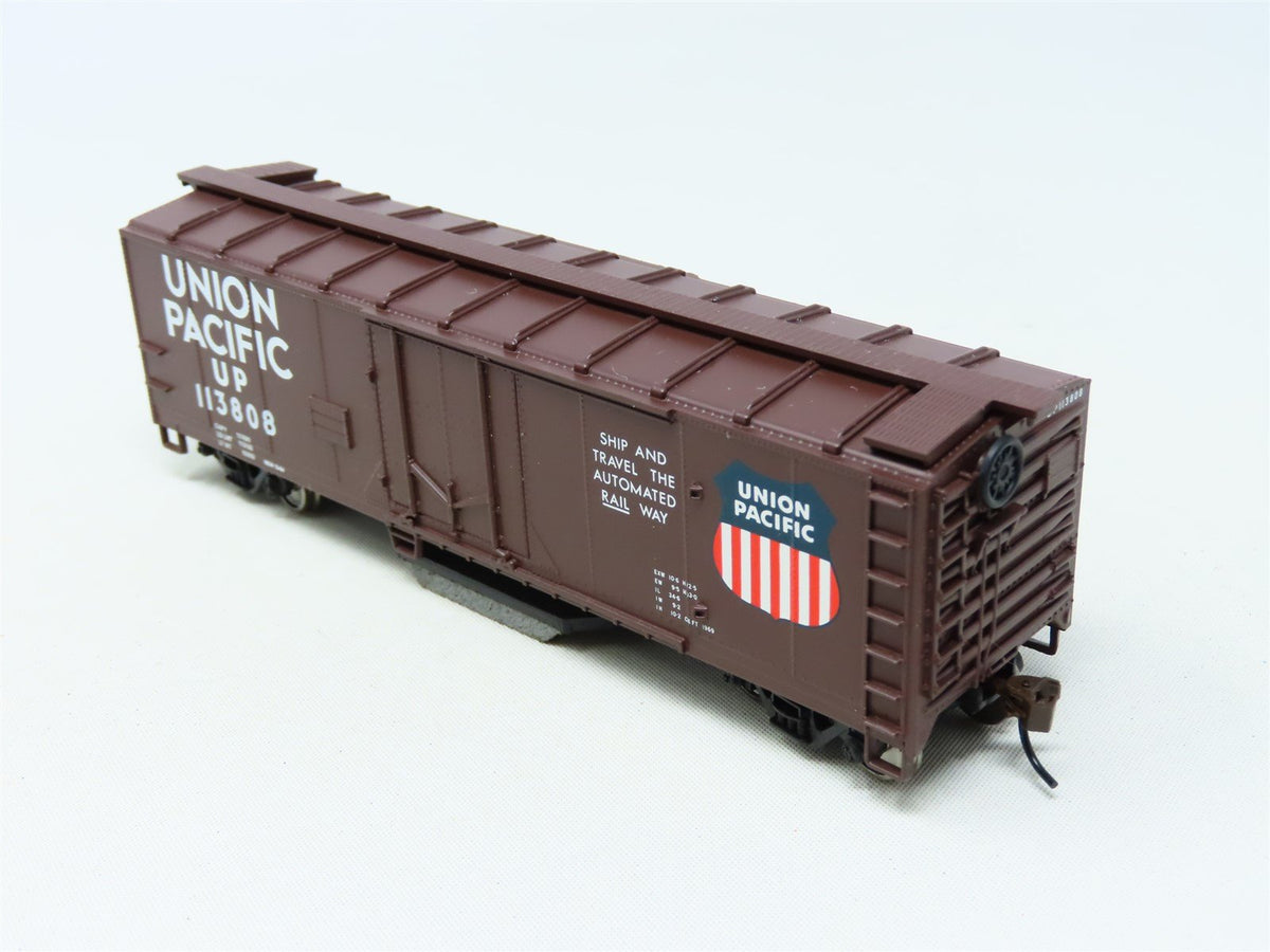 HO Scale Walthers Trainline #931-1756 UP Union Pacific Track Cleaning Car 113808