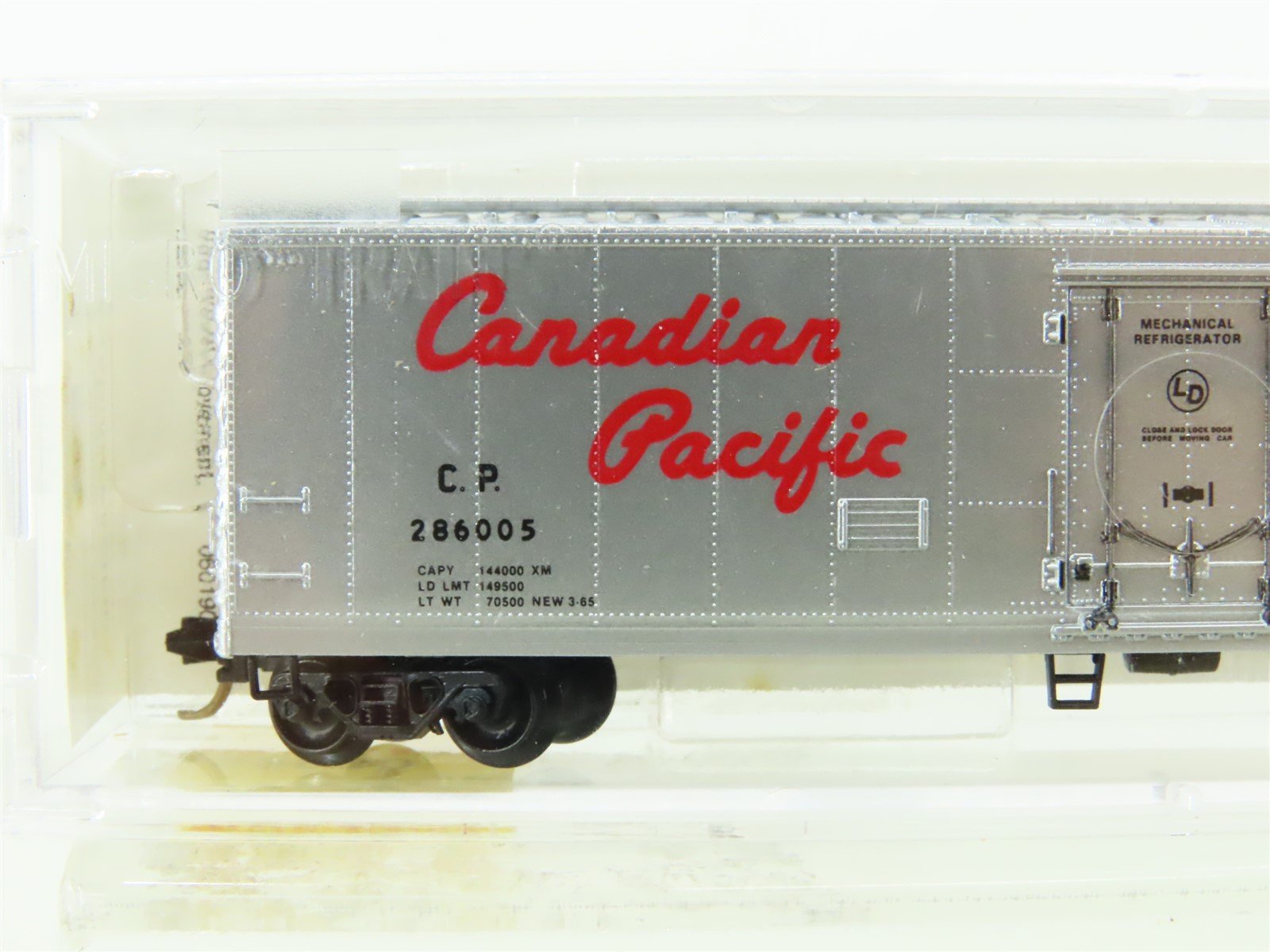 N Scale Micro-Trains MTL 69030 CP Canadian Pacific 51' Mechanical Reefer #286005