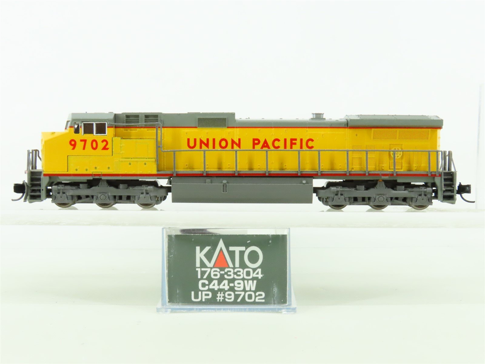 N Scale KATO 176-3304 UP Union Pacific GE C44-9W "Dash 9" Diesel #9702 w/DCC