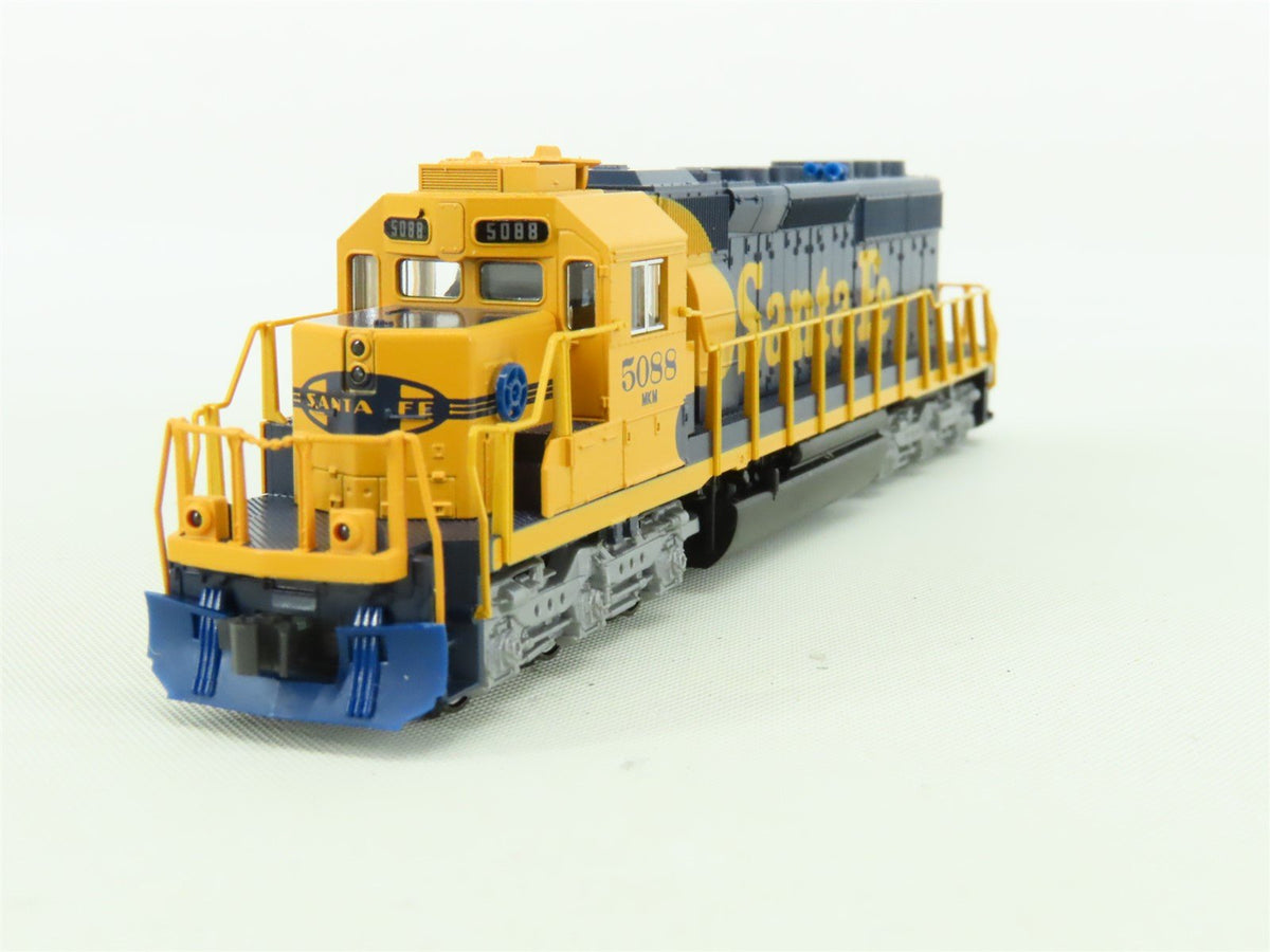 N Scale KATO 176-8210-DCC ATSF Santa Fe EMD SD40-2 Mid Diesel #5088 w/DCC