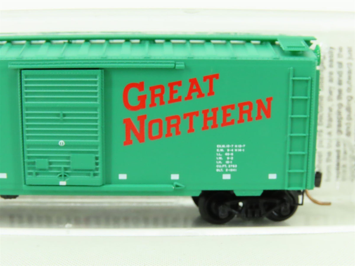 N Scale Micro-Trains MTL 20420 GN Great Northern Goat 40&#39; Box Car #27163