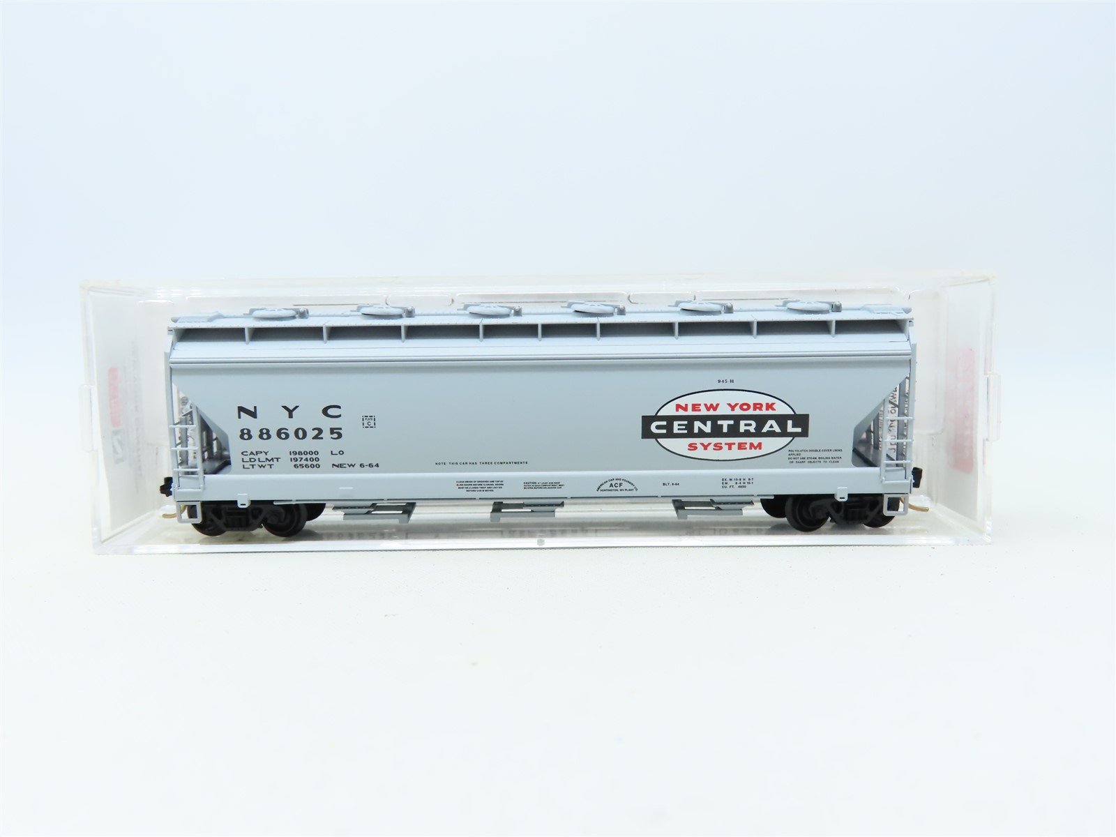 N Micro-Trains MTL #93030 NYC New York Central 3-Bay Centerflow Hopper #886025