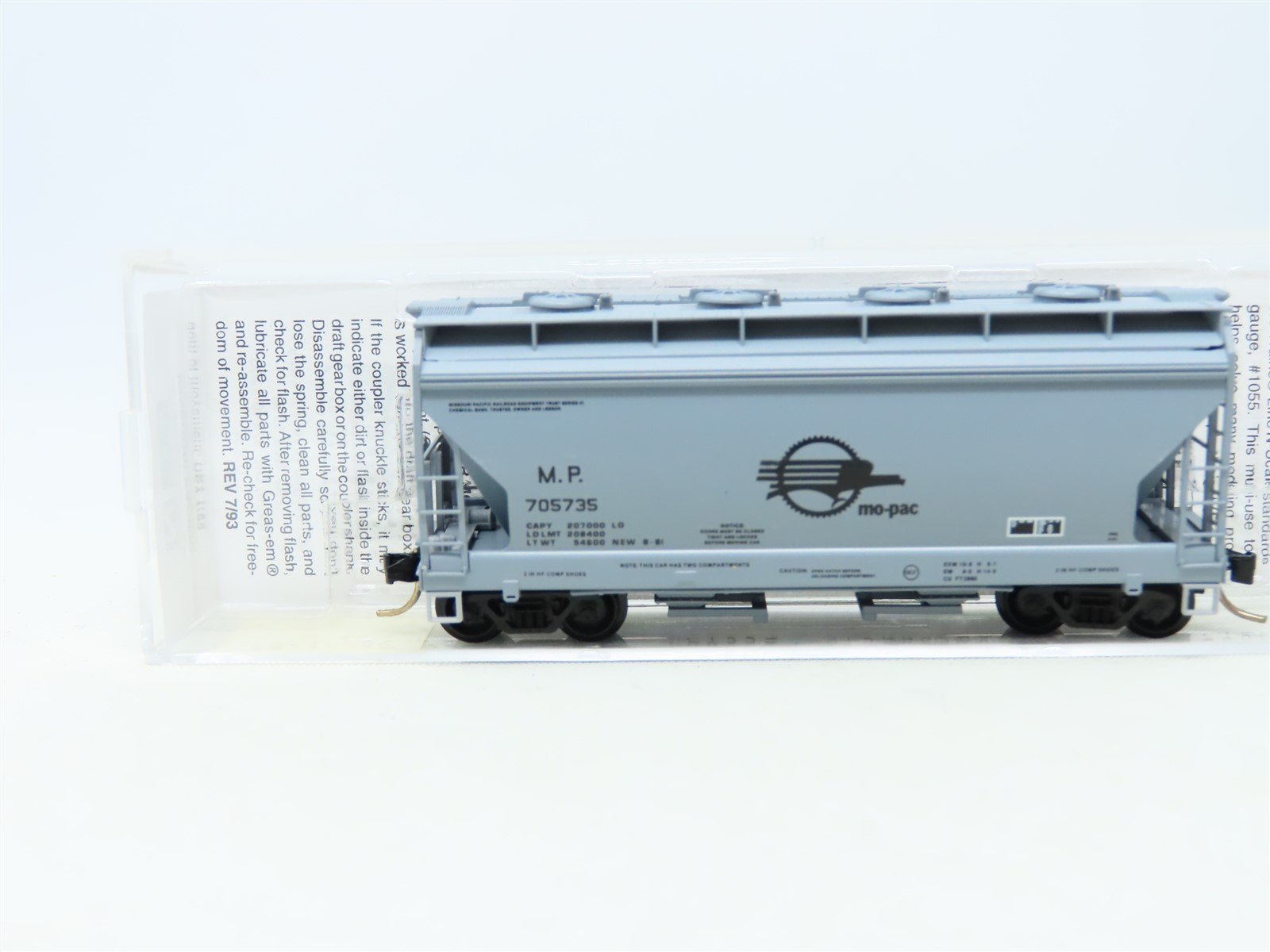 N Scale Micro-Trains MTL #92030 MP Mo-Pac 2-Bay Centerflow Hopper #705735