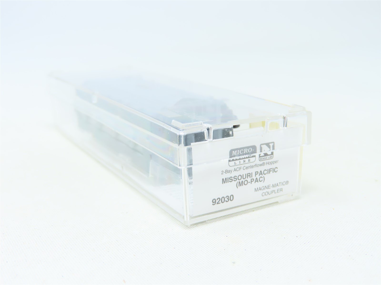 N Scale Micro-Trains MTL #92030 MP Mo-Pac 2-Bay Centerflow Hopper #705735