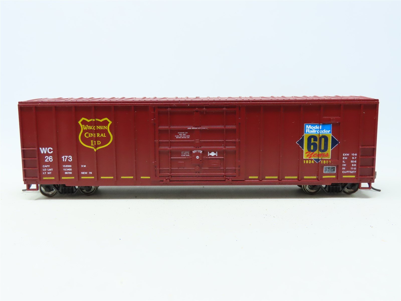HO Scale Roundhouse WC Wisconsin Central 50' Rib Side Box Car #26173 Upgraded