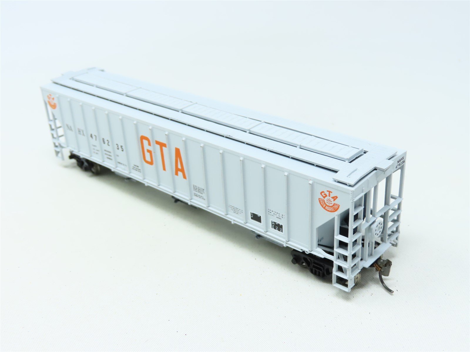 HO Scale Athearn NAHX GTA Grain 54' 3-Bay Hopper Car #476235 Upgraded