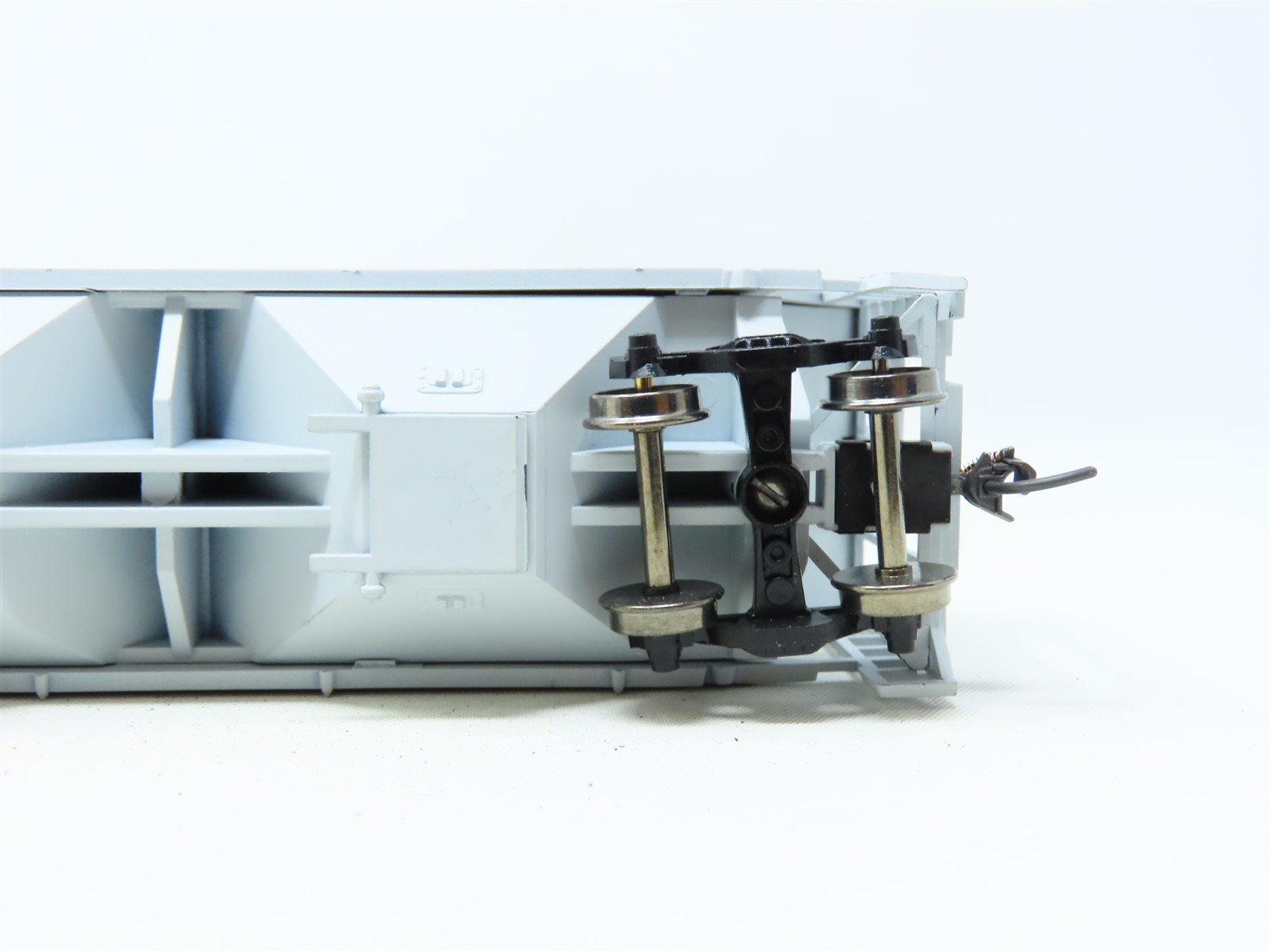 HO Scale Athearn NAHX GTA Grain 54' 3-Bay Hopper Car #476235 Upgraded