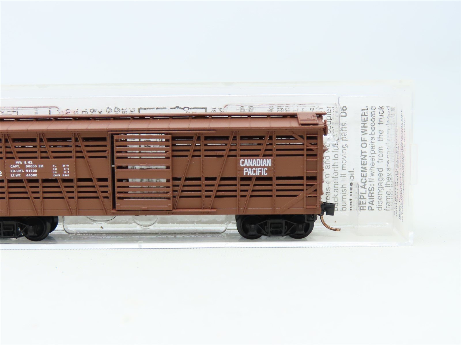 N Scale Micro-Trains MTL 35050 CP Canadian Pacific Stock Car #276932