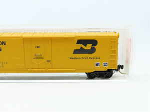N Scale Micro-Trains MTL 38160 BN Burlington Northern 40' Reefer #745461