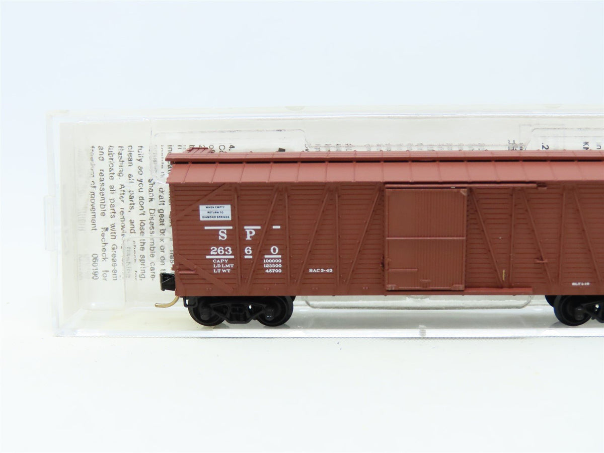 N Micro-Trains MTL 28030 SP Southern Pacific 40&#39; Outside Braced Box Car #26360