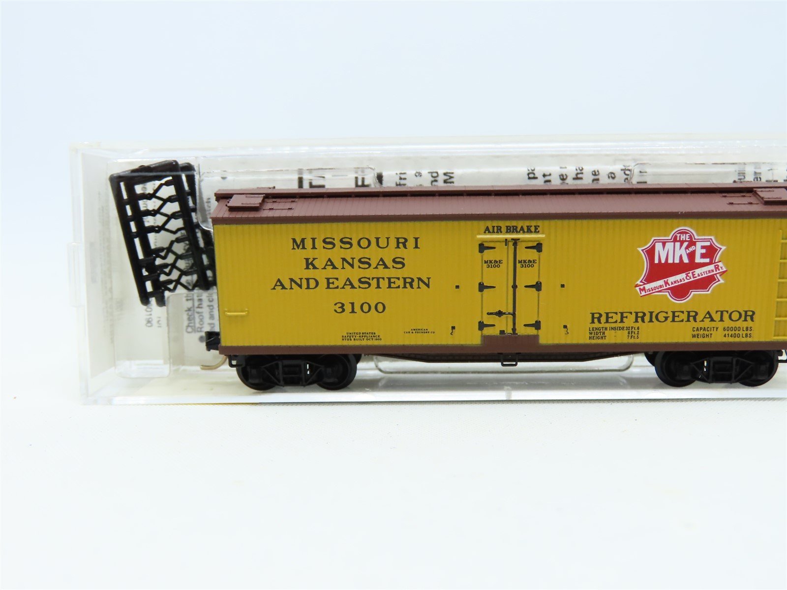 N Scale Micro-Trains MTL 49360 MKE Missouri Kansas & Eastern 40' Reefer #3100