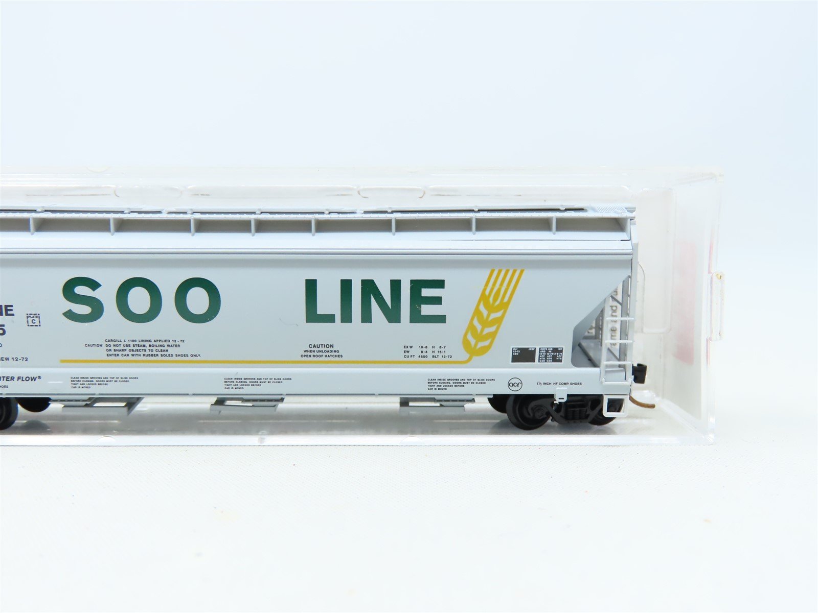 N Scale Micro-Trains MTL 94150 SOO Line 3-Bay Centerflow Covered Hopper #73465