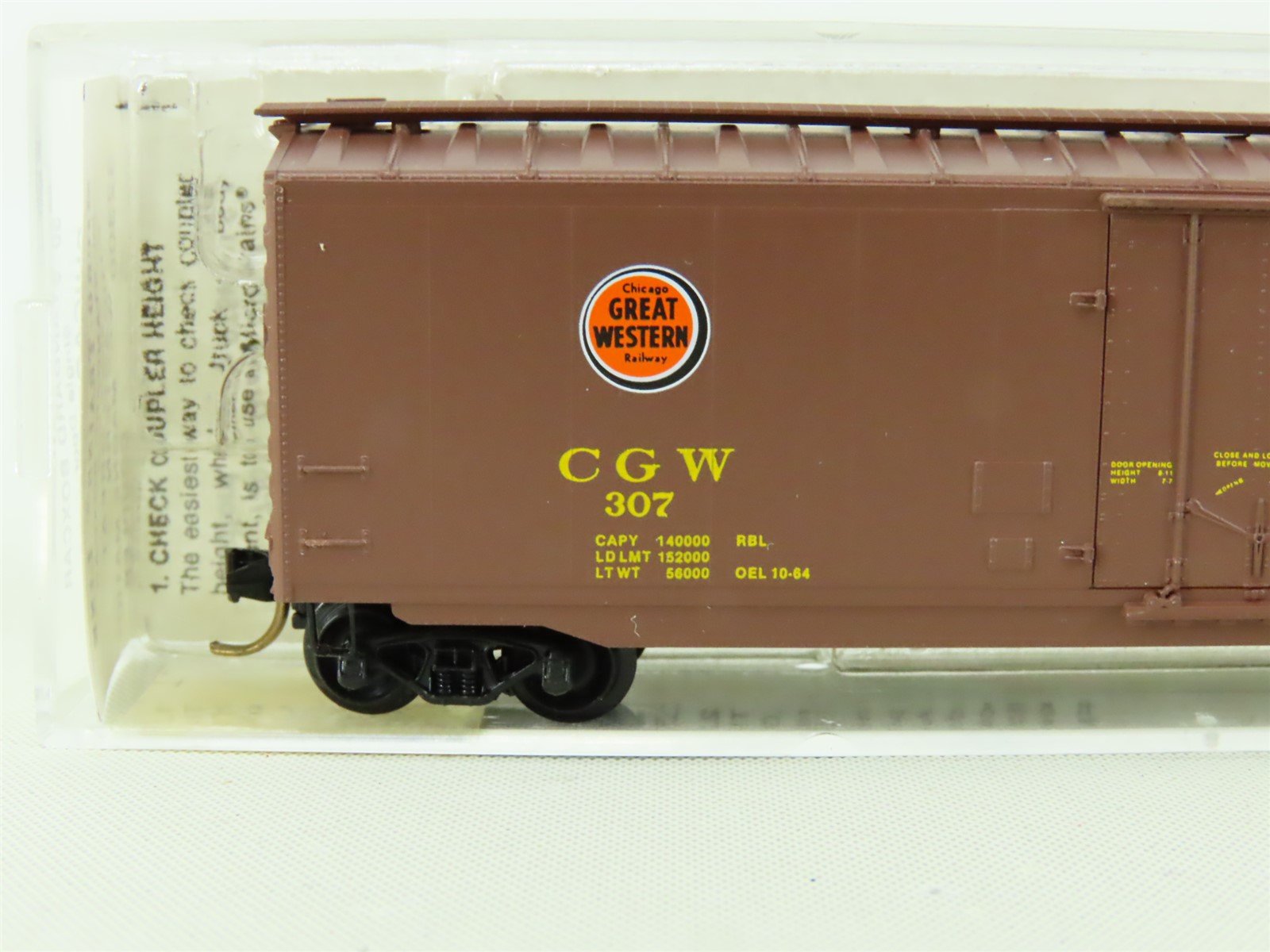 N Scale Micro-Trains MTL #32300 CGW Chicago Great Western 50' Box Car #307