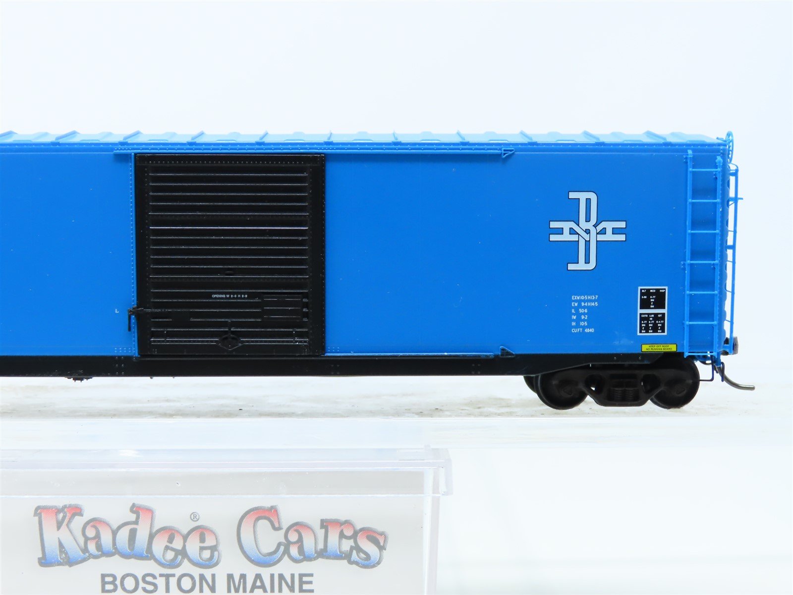 HO Scale Kadee 6025 BM Boston & Maine 50' PS-1 Single Door Box Car #77064