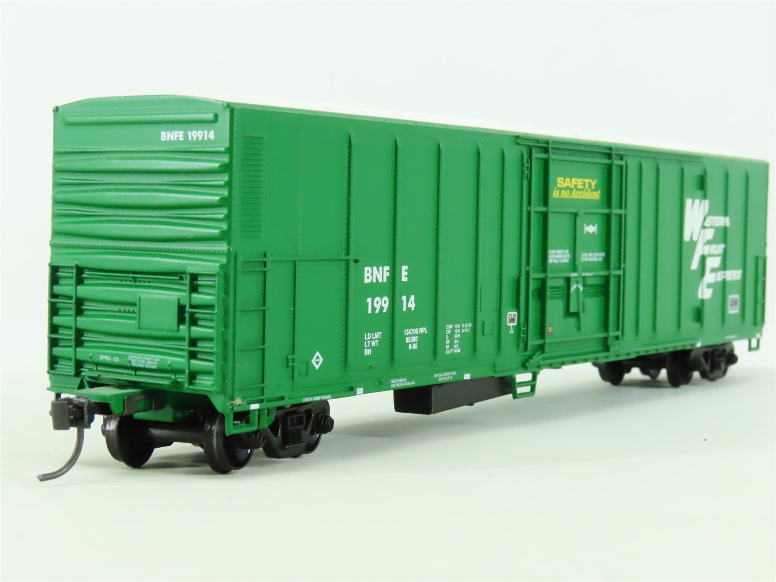 HO Scale Athearn #7100 BNFE Western Fruit Express 57' Mechanical Reefer #19914