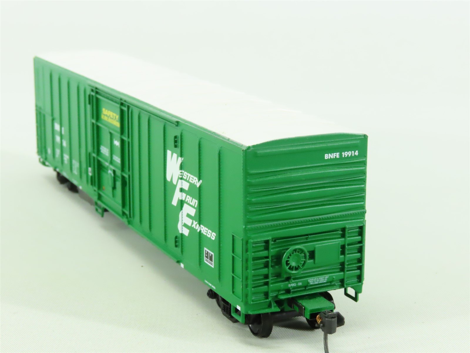 HO Scale Athearn #7100 BNFE Western Fruit Express 57' Mechanical Reefer #19914