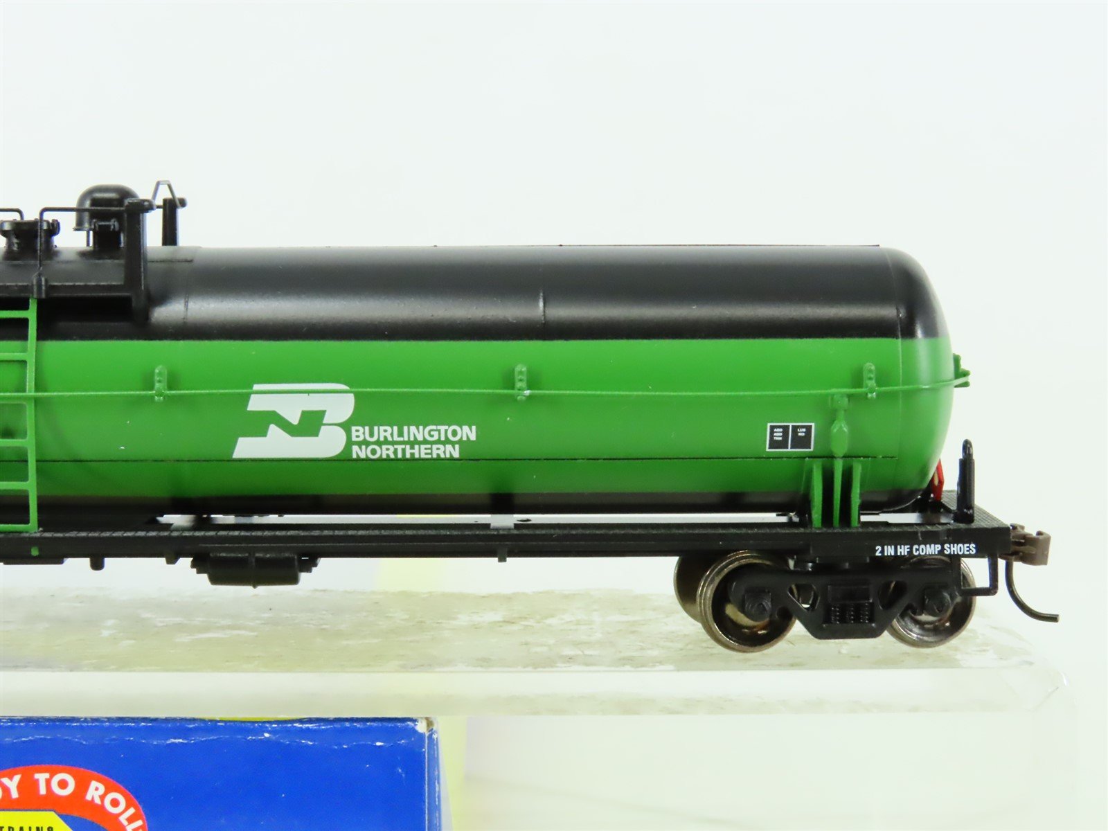 HO Scale Athearn #73754 BNFT Burlington Northern Fuel Tender 62' Tank -  Model Train Market