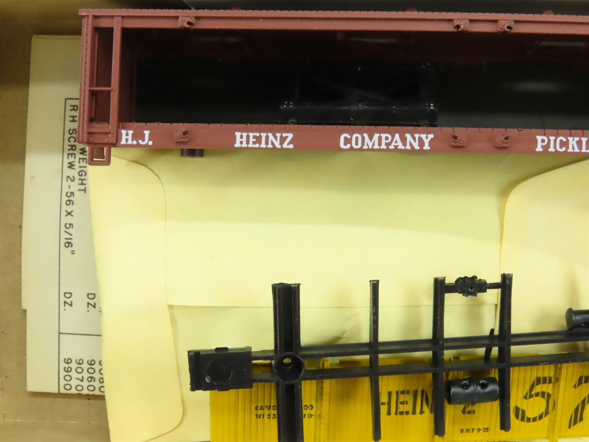 HO Scale Athearn Kit #1476 HJ Heinz 57 Varieties Closed Side Pickle Tank Car #73