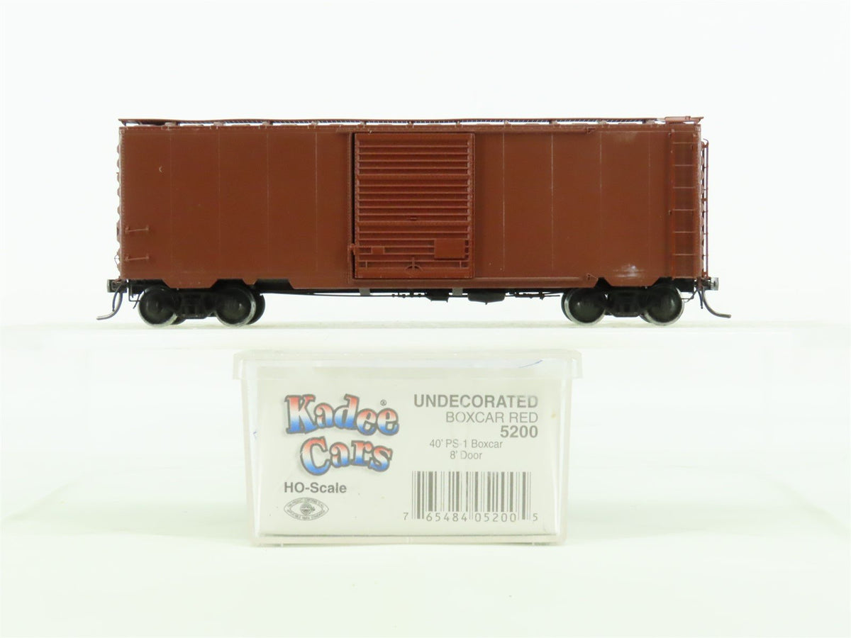 HO Scale Kadee #5200 Undecorated Red 40&#39; PS-1 Box Car - Custom Weathered