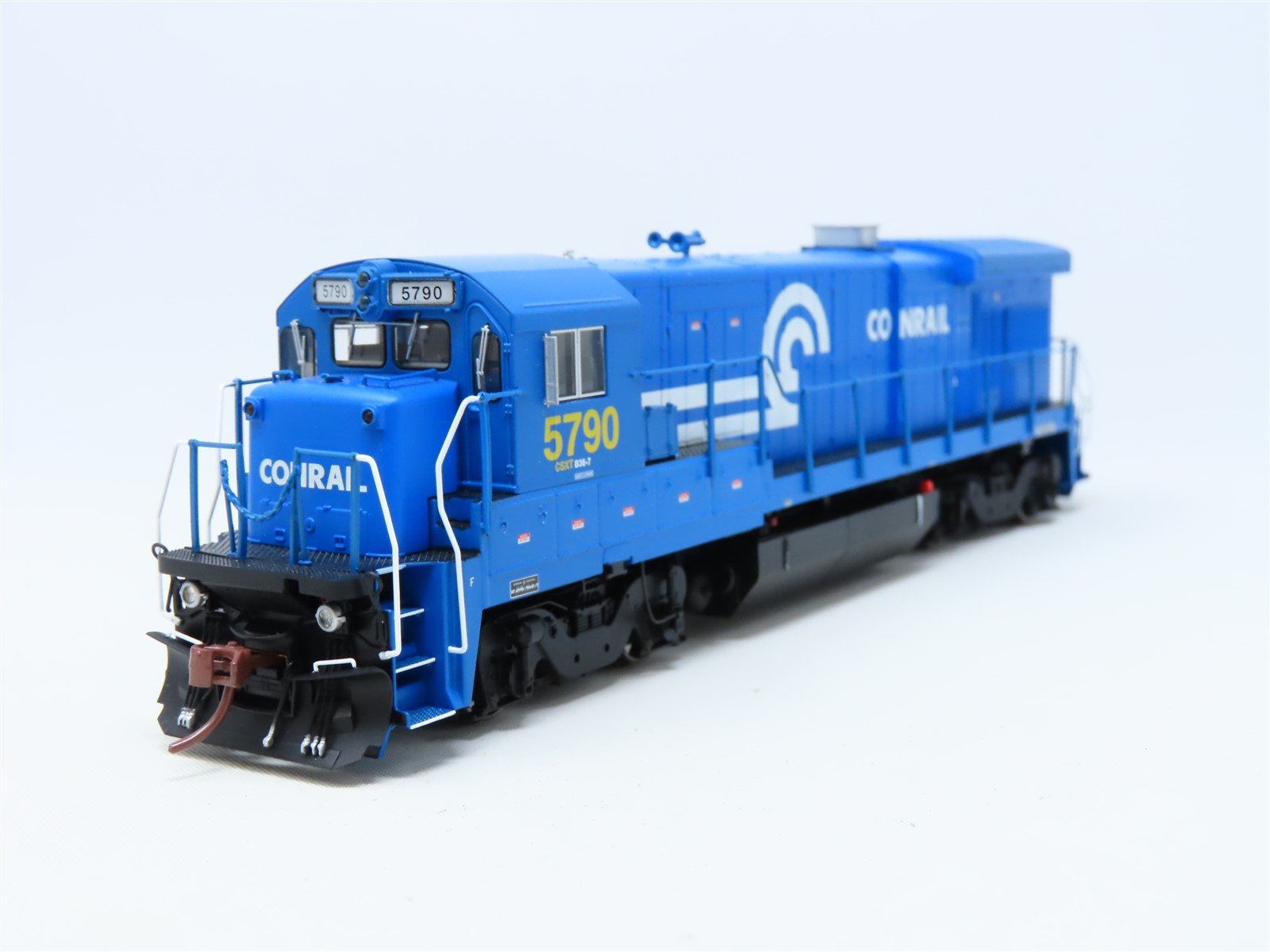 5790 Model HO Scale Rapido 18015 CSX Patched Conrail GE B36-7 Diesel #5790 - DCC ...