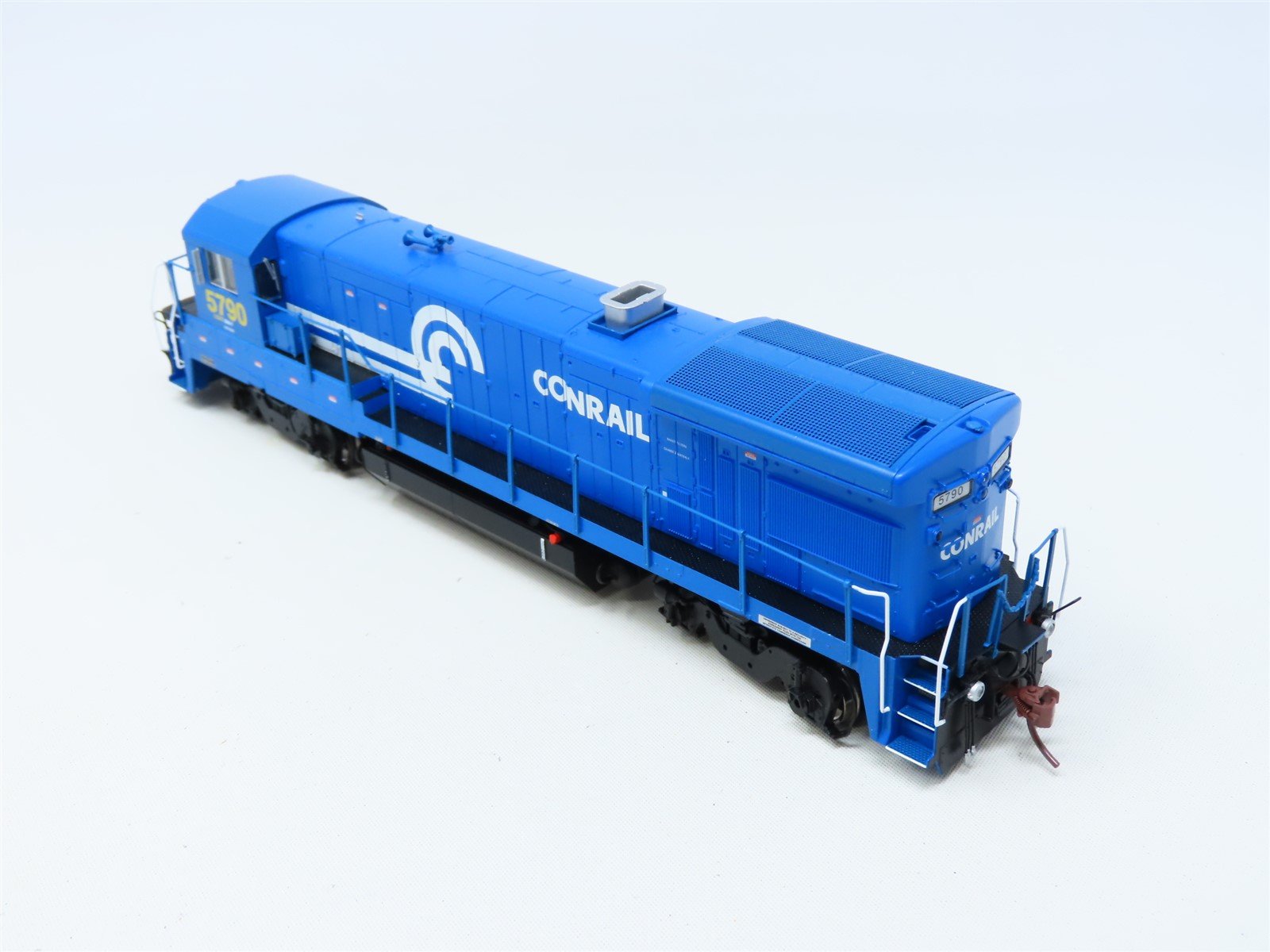 5790 Model HO Scale Rapido 18015 CSX Patched Conrail GE B36-7 Diesel #5790 - DCC ...