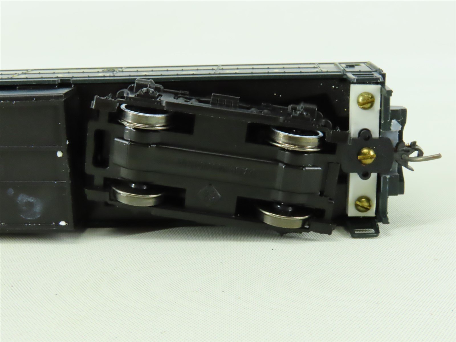 HO Scale E-R Models/Roco 040-4106 PRR Pennsylvania Sharknose Diesel #2004