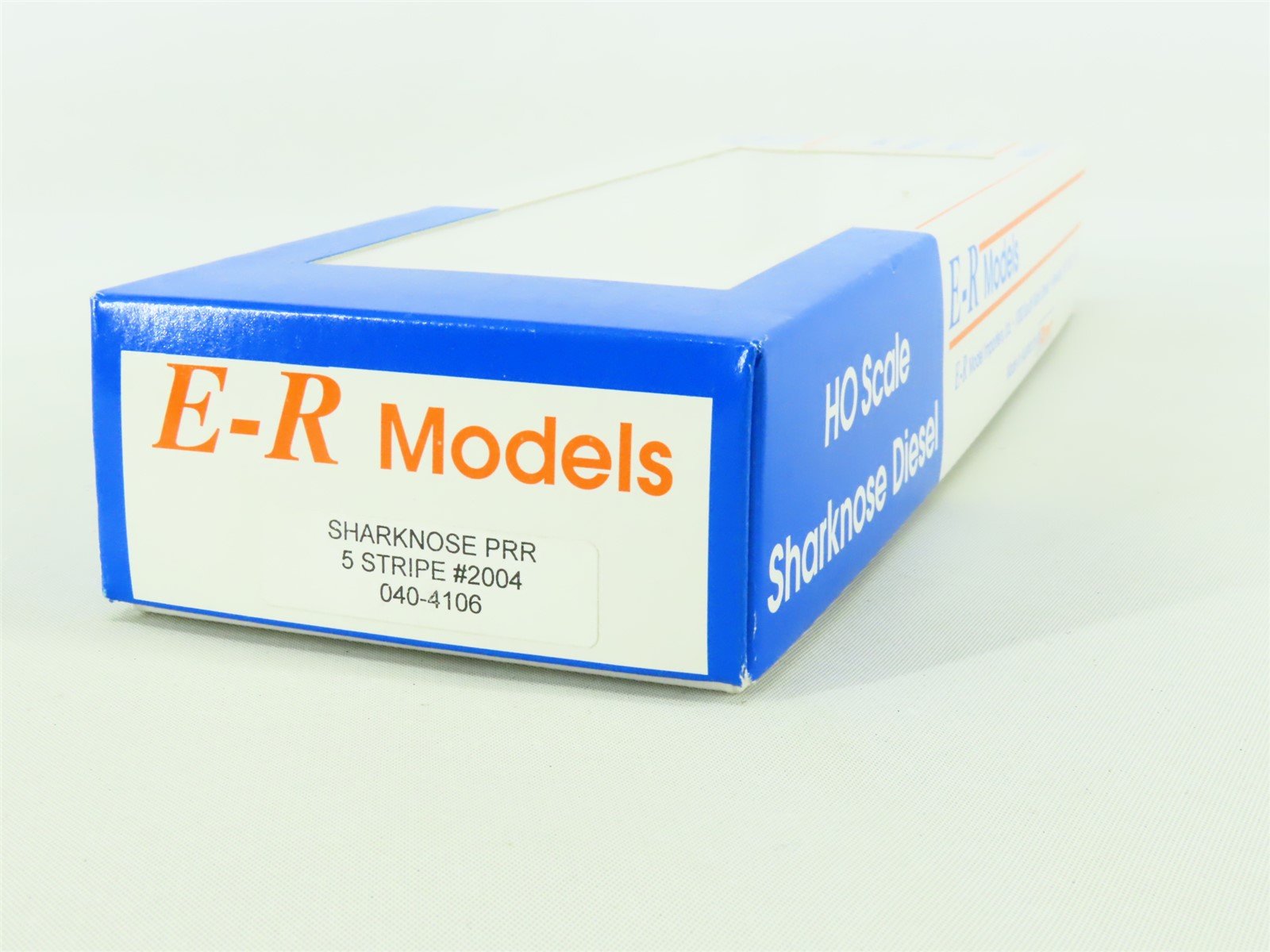 HO Scale E-R Models/Roco 040-4106 PRR Pennsylvania Sharknose Diesel #2004