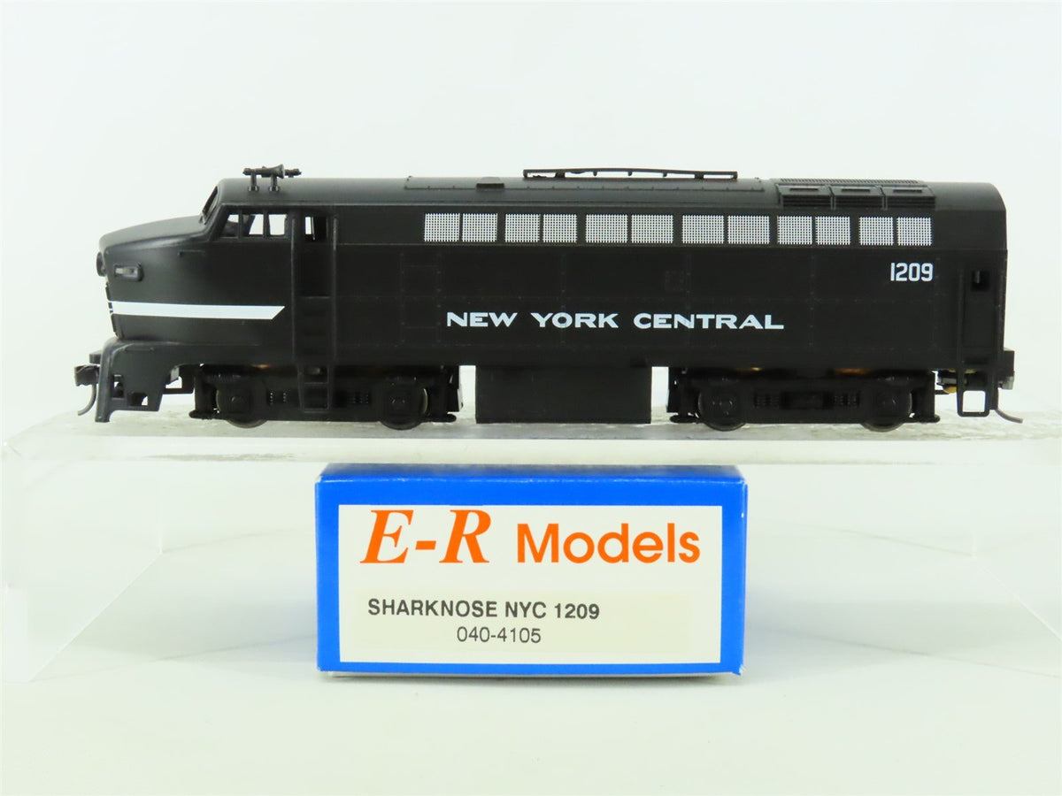 HO Scale E-R Models/Roco 040-4105 NYC New York Central Sharknose Diesel #1209