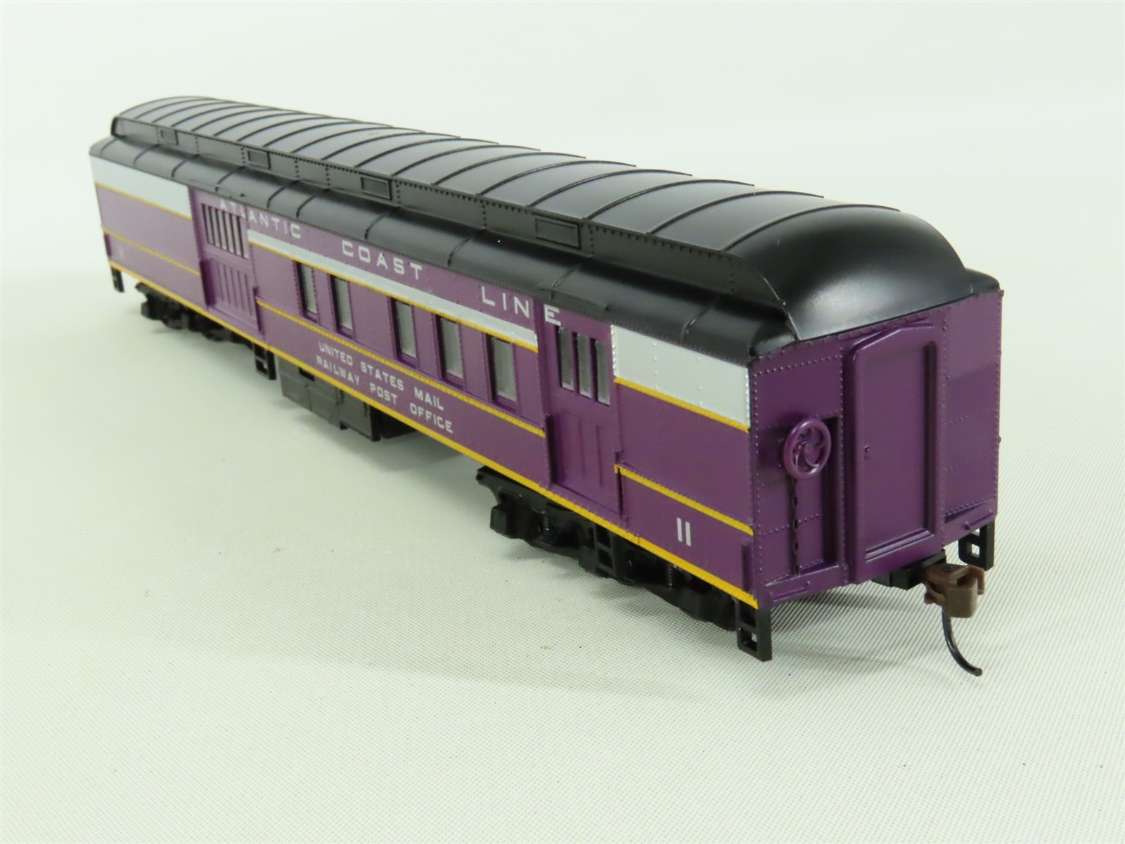 HO Scale Athearn 7801 ACL Atlantic Coast Line RPO Passenger Car #11