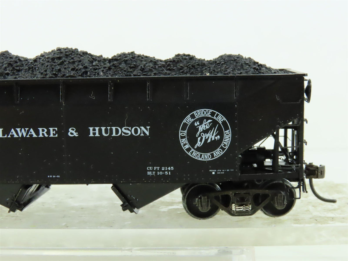 HO Scale Kadee #7034 D&amp;H Delaware &amp; Hudson 2-Bay Offset Hopper w/ Coal Load 6160