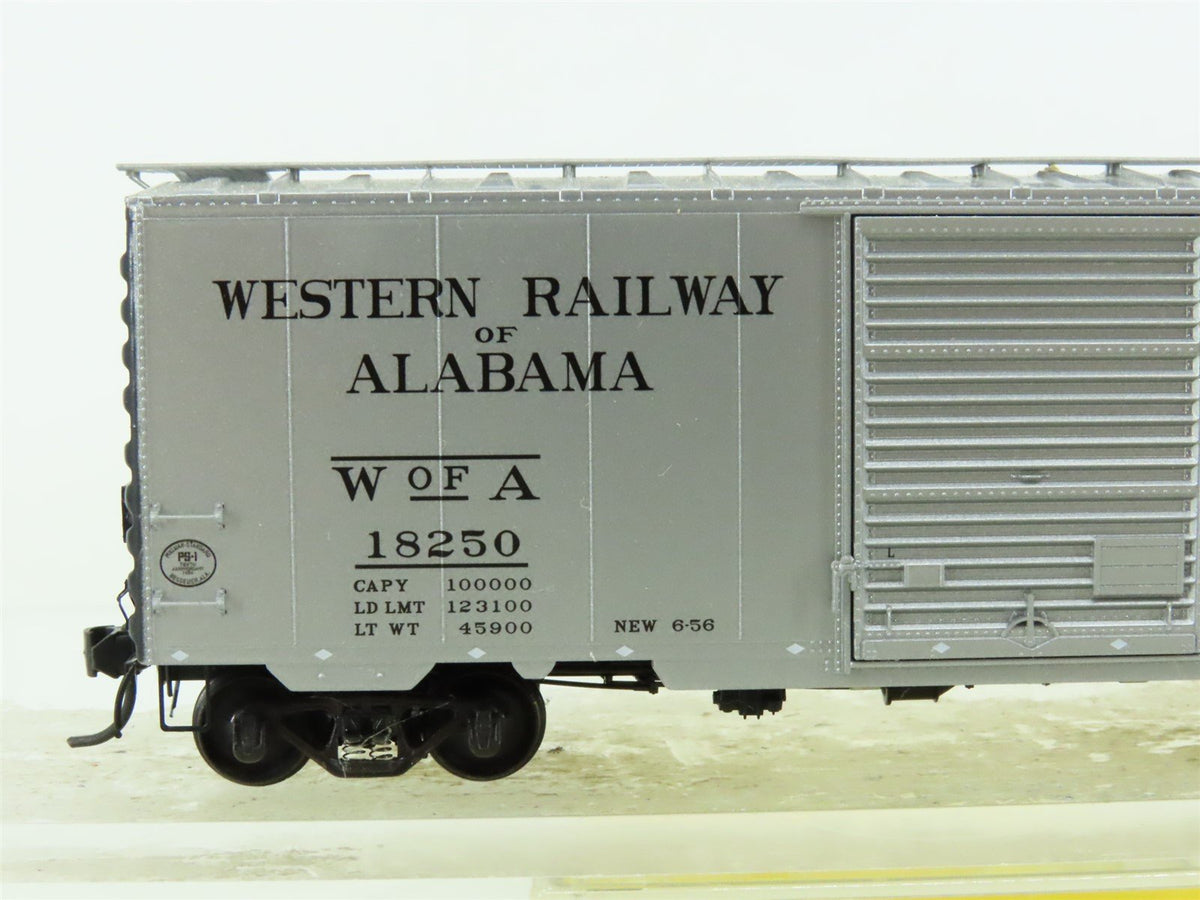 HO Scale Kadee #5230 WofA Western Railway of Alabama 40&#39; Box Car #18250