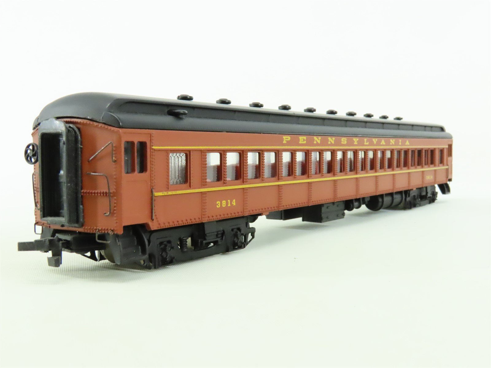 HO Scale Bachmann Spectrum 89005 PRR Pennsylvania Coach Passenger Car #3814