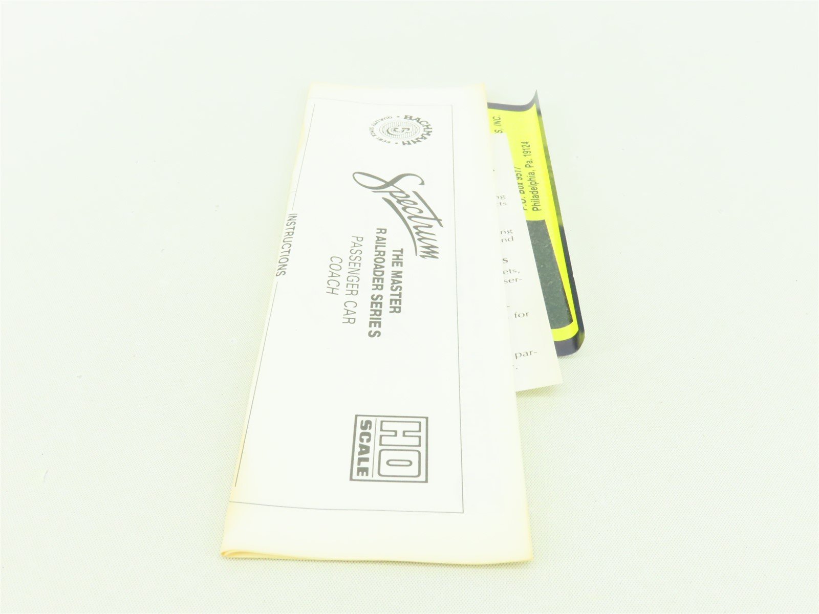 HO Scale Bachmann Spectrum 89005 PRR Pennsylvania Coach Passenger Car #3814