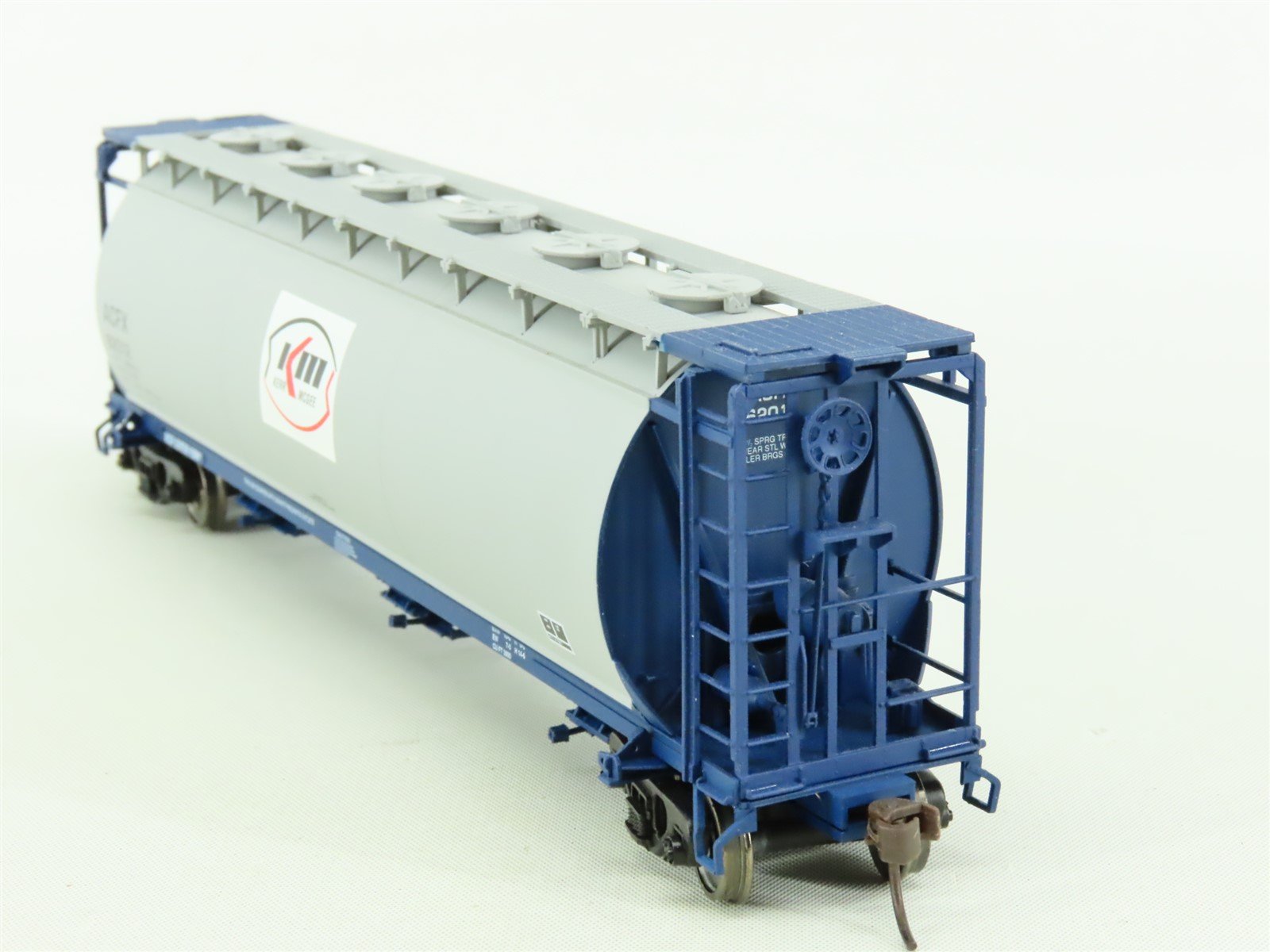 HO Scale Atlas #1120B ACFX Kerr McGee 3-Bay Cylindrical Covered Hopper #62012