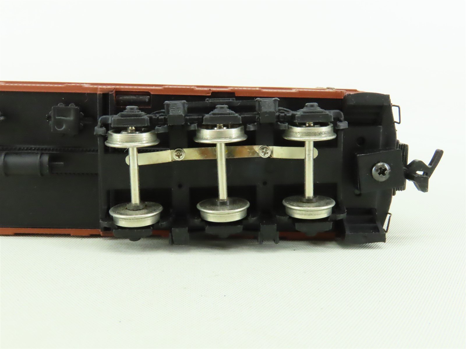 HO Scale Bachmann Spectrum 89006 PRR Pennsylvania Observation Passenger Car #180