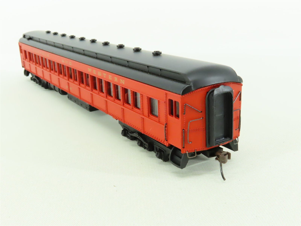 HO Scale Bachmann Spectrum 89415 NW Norfolk &amp; Western Coach Passenger Car #1647