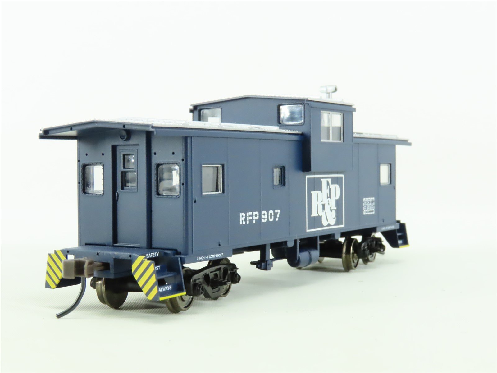 HO Scale Atlas #1925 RF&P Richmond Fredericksburg & Potomac EV Caboose #907