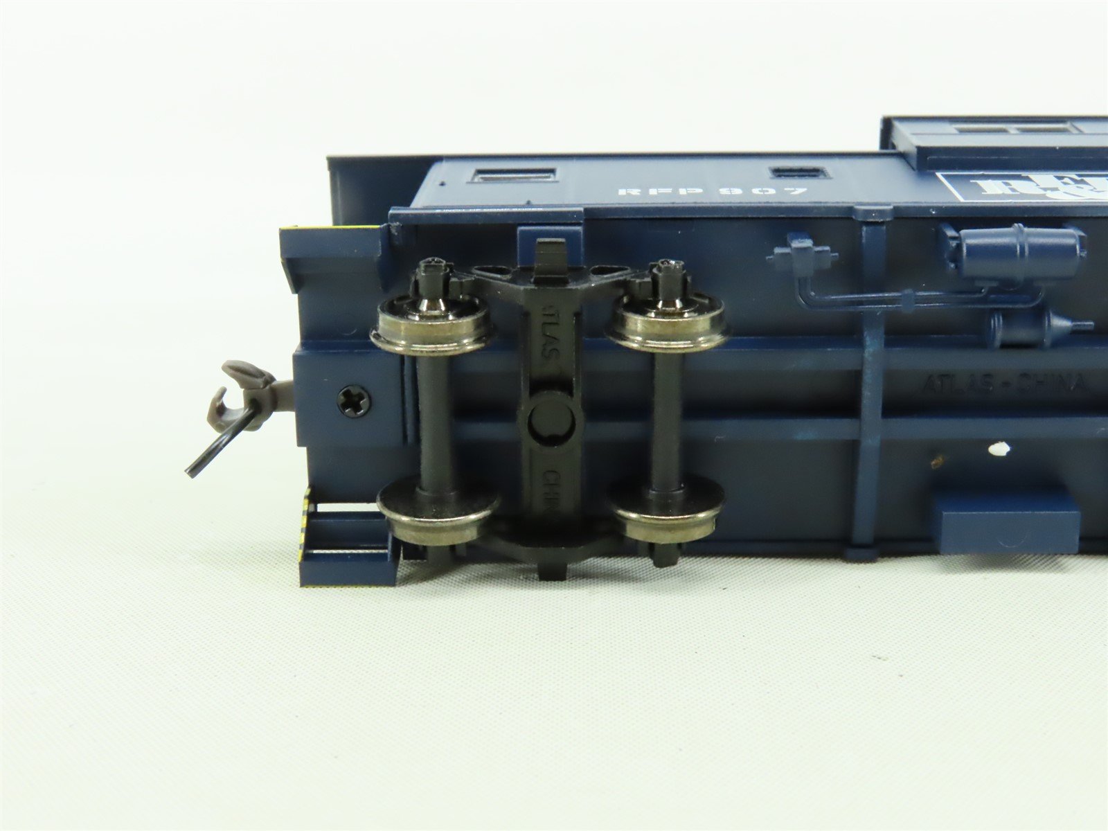 HO Scale Atlas #1925 RF&P Richmond Fredericksburg & Potomac EV Caboose #907